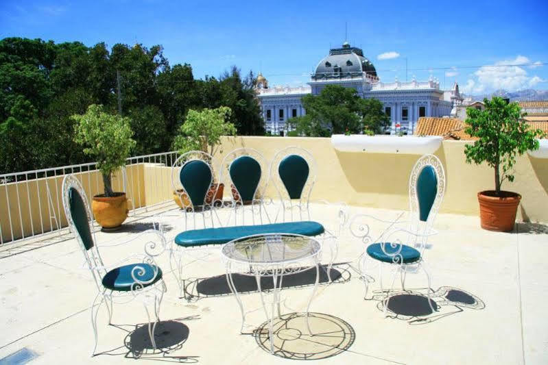 Hotel Boutique Colonial Sucre Bagian luar foto