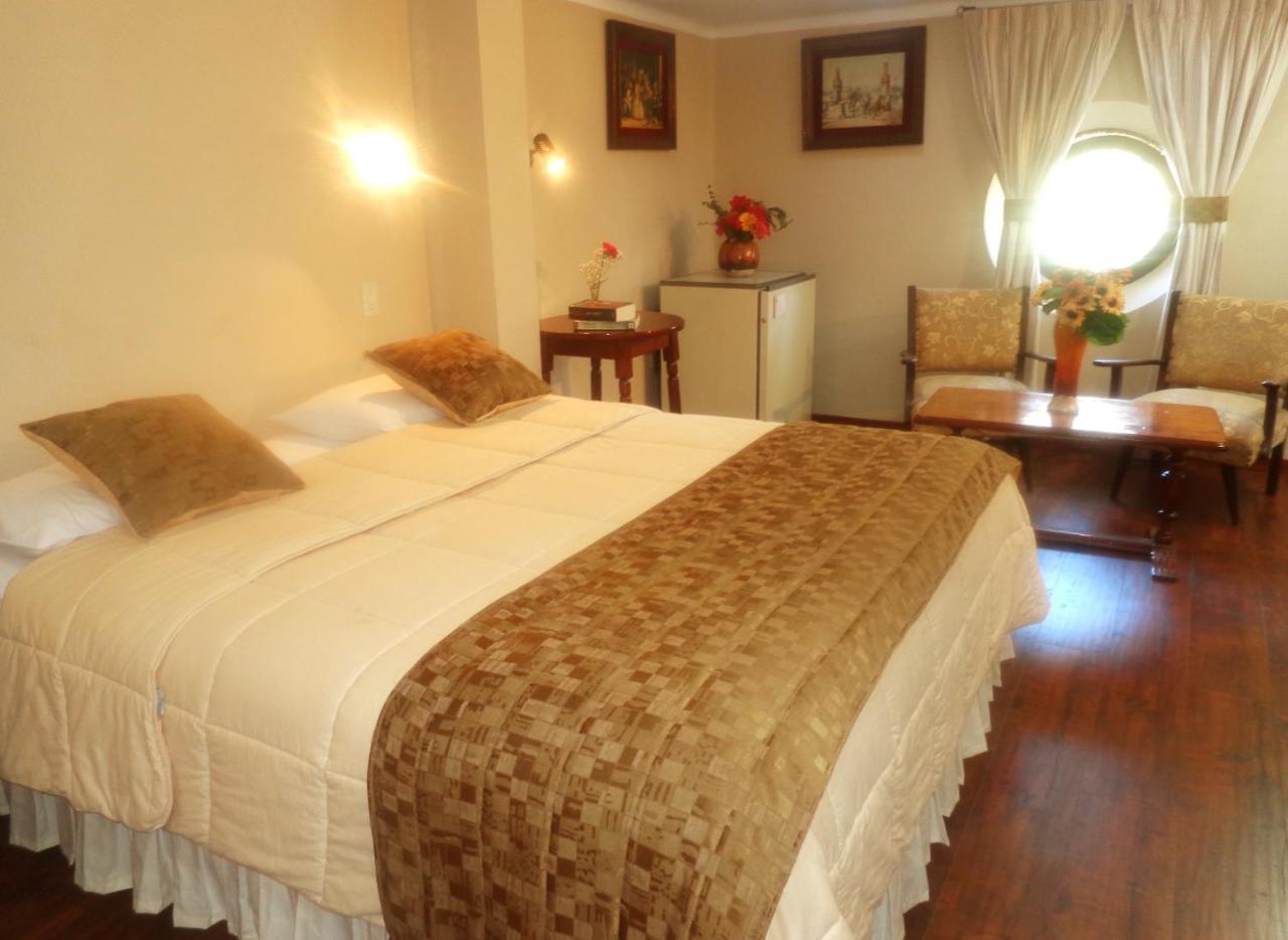 Hotel Boutique Colonial Sucre Bagian luar foto